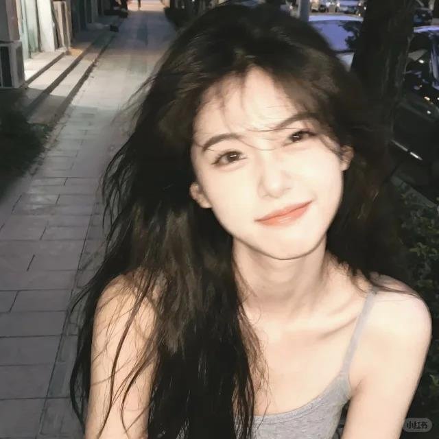 arina_chm's profile picture. Hかぷ | ぼっちの裏あか | 基本鍵だよ〜