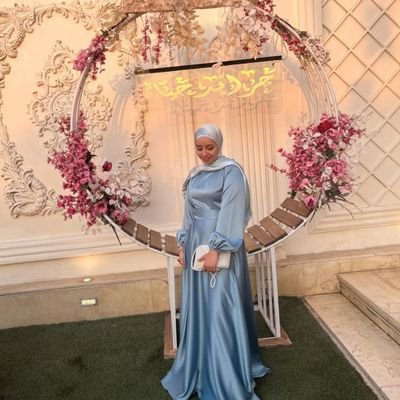 noorsalem433's profile picture. We only have what we give 🌻