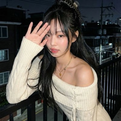 aiibunnie's profile picture. decide, assume, persist. ୨୧