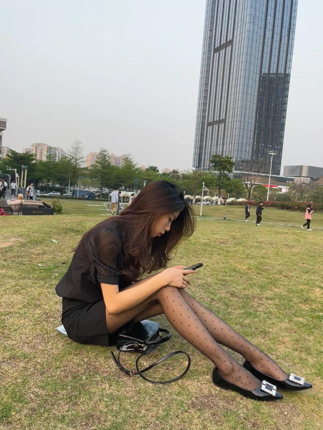 DryandOlya's profile picture. 33歳でもミニスカってアリ？？