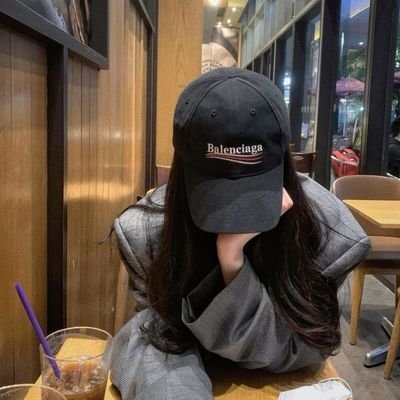 blylub's profile picture. 