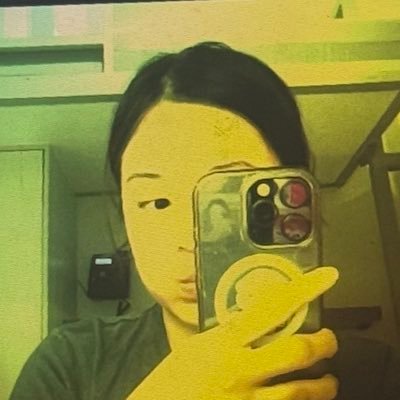 louuuuiiissee's profile picture. 1 Corinthians 13:8