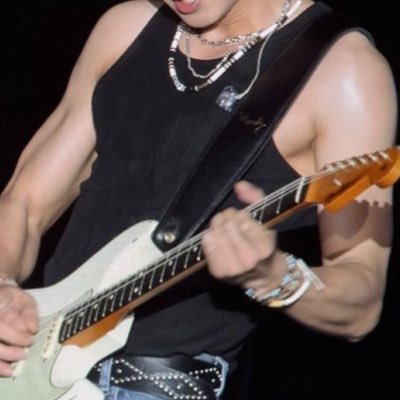 luithr's profile picture. mdni 🔞 read ext. bio