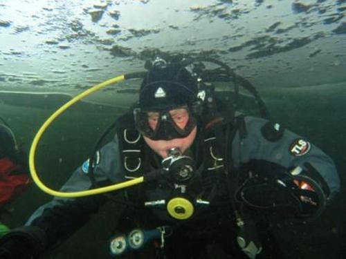 Managing Director of Donkey Divers Ltd, PADI MI EFRIT # 647074 Father of a wonderful Son,two beautiful Daughters and seven  really cool Grandchildren,