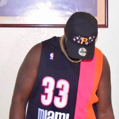 FreshGuy305's profile picture. The Chosen One, The Golden One ☝🏿 ✨