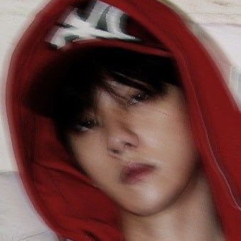 bymoonj0's profile picture. If it hurts to breathe open the window