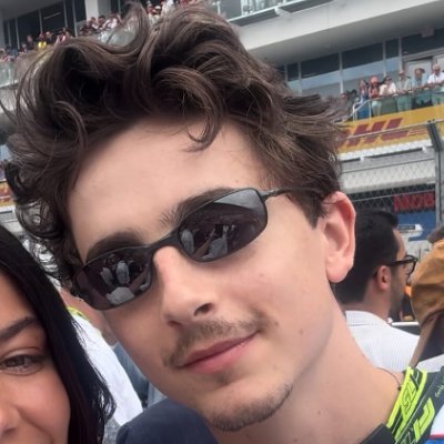 wndavelvet's profile picture. ˗ˏˋmusic and filmsˎˊ˗