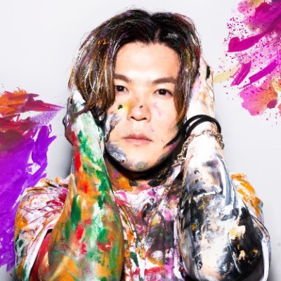 shotaharada's profile picture. 音と言葉のひと | シンガーソングライター（Gt.Vo.）、作家、経営者など分野越境的に創作を行う多領域作家。著書に「絶対領域」など累計10冊。「40代のおっさんがメジャーデビューして、オリコン１位を目指す」活動中です！詳しくはこちら　https://t.co/EjzvSRcodp