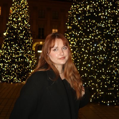 thirlwallone's profile picture. makeup artist 🐍