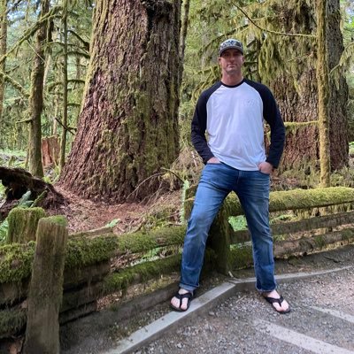 Im_Invictus2's profile picture. Over taxed working class journeyman, I put oil and gas on everything, Tinkering motor head, Alberta independence, Proud Albertan!