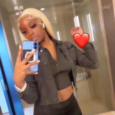 Nashja_Alexis's profile picture. Sagittarius ♐️ | Torren 👩‍👦| Nashja.alexis 👻