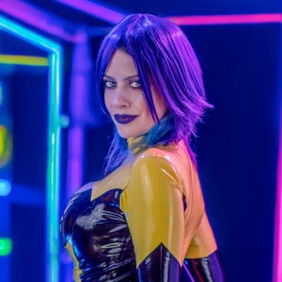 Purple_muffinz's profile picture. UK latex designer/Model/Performer
⛓️
Enquiries contact: purplemuffinz.model@gmail.com 

⬇️Join the shiny club ⬇️
