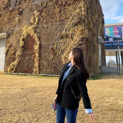 Emma19496673516's profile picture. 