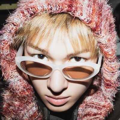 vkoortis's profile picture. smelling like a teen, machi nirvana