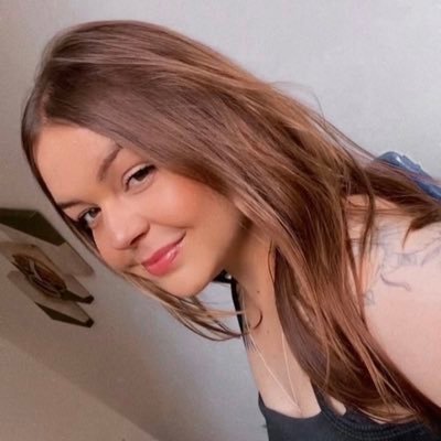 AnaSenkiu1's profile picture. 🦋 @AthleticoPR