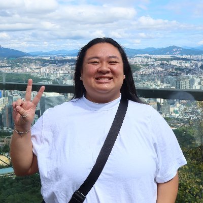 seasontruong's profile picture. tee shirt enthusiast & a certified fan girl