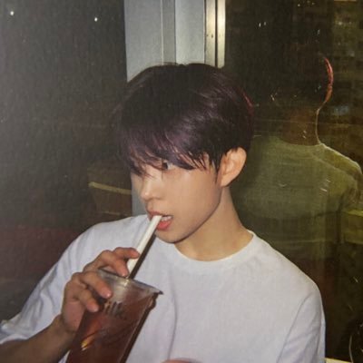 geonwoose's profile picture. ──★ ˙ ̟ for #알파드라이브원🏎️ 🏁 !!⋆˙⟡ —