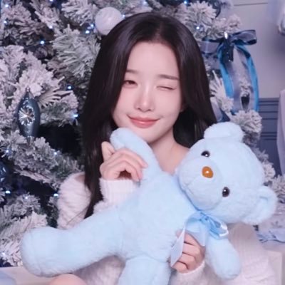 tripleSomedayyy's profile picture. Just a WAV who edit videos for tripleS ❣️ Based in HK🇭🇰