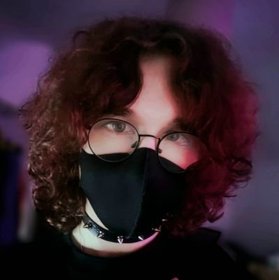 ElleVermillion's profile picture. MDNI | 21 | needy dogboy | femboy moots come say hi!! ^^ 
pls join my cult.. pleaaaaseee :3c