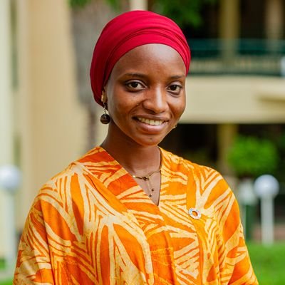 humanitarian_bs's profile picture. Climate/Social Actvist | 2023 CEO Youth Advisory Panel @GCAdaptation |
Farming @FarmWithGRF | @BaysPlanet @GirlUpNig @SheLeadsClimate |2022 Fellow @hlcchampions