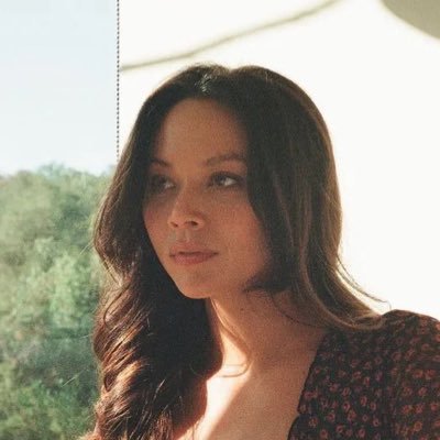 lulucyxxx's profile picture. just waiting for chenford to come back home…❤️‍🩹