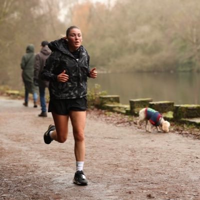 ellie10york's profile picture. @theposhwomen