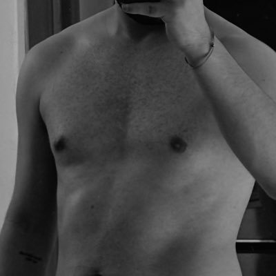 boyxxxmvd's profile picture. de callados, mejor 😈