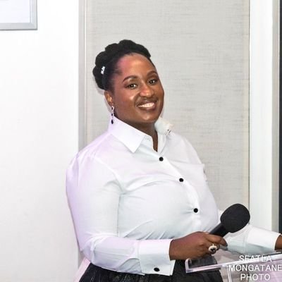 MizPoloko's profile picture. If radio is magic then I'm the potion 💜

WIN-ner
#IShallNotForget'er,

Big Black Bold &Beautiful, Money Teacher

Afrikan Feminist🏳️‍🌈
Child of teachers