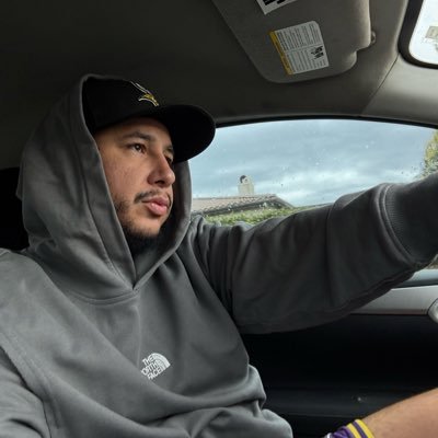 l2veandle4rn's profile picture. 🐎