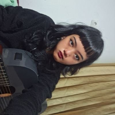 ThisAintDar's profile picture. Doctor Musician To Be!