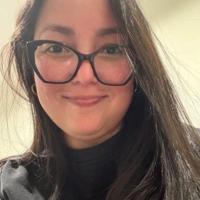 analoga_'s profile picture. -Ignoro lo que me espera, pero deseo estar con el corazón abierto para recibirlo.