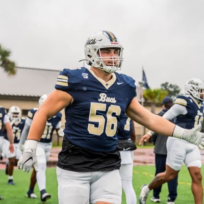 jasonhertz56's profile picture. DL | 6’4 295 | Film ⬇️