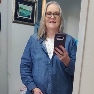 theresa_q554's profile picture. Alice♥️| am proudly patriot #MAGA🇺🇸 | cat 🐈 lover | #charity still going on stay tuned for #giveaway for people in needed, homeless and disabled people ♊️