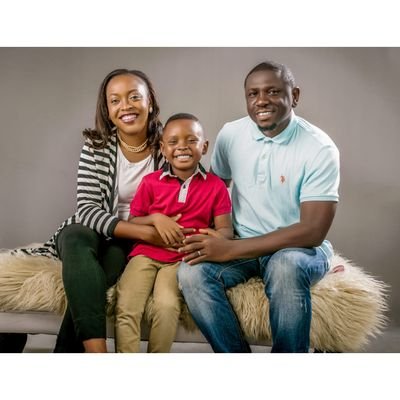 Folarinfotos's profile picture. Human. Son. Brother. Husband. Father. Friend. Photographer. Football. Arsenal. Thierry Henry.