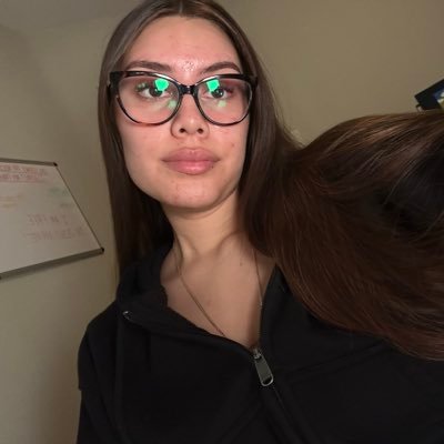 emcryy3's profile picture. ok