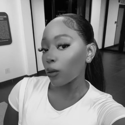 k_hensanii's profile picture. Life has no limitations, except the ones you make.... BeautifulBlackChild🖤