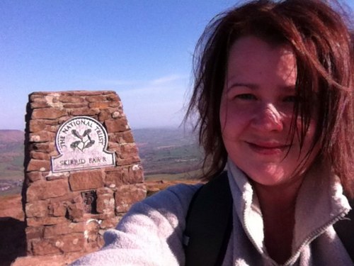 Rachey100's profile picture. 