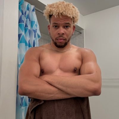 MidnightAresX's profile picture. main: @eyez_lol