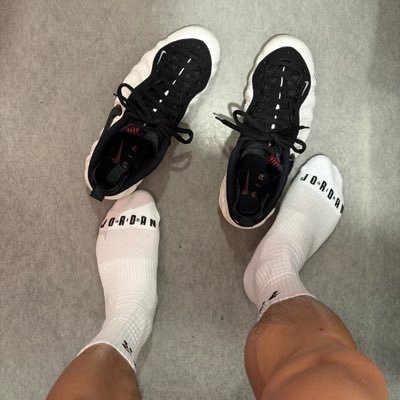 LK1_2024's profile picture. 请保持礼貌 约玩请带照｜常驻杭州偶尔闪现魔都｜是农是S 卡颜卡身材｜农勿扰