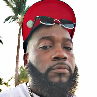 sherman_mista's profile picture. Todo para la familia🇵🇷
(everything for the family)
 #realestate #mixologist #CPA #Taurus♉💪🏿
²4² Bahamas 🇧🇸