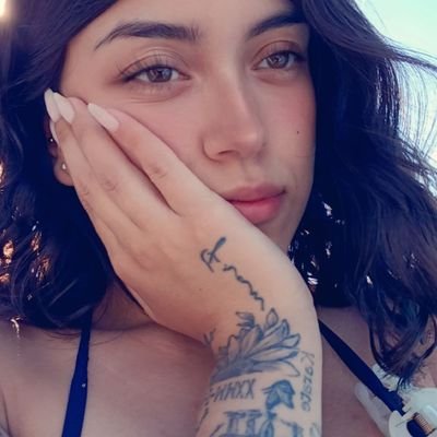 BarnadaNatu's profile picture. fder⚖
🫦✨️🪞🍒