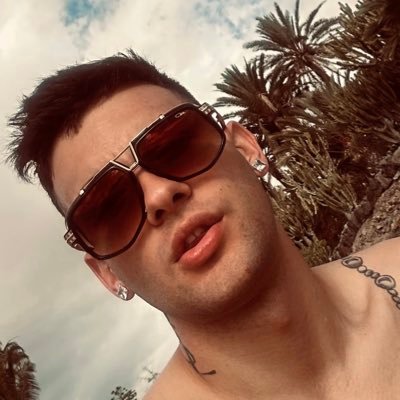 mortalk0mpa's profile picture. hit me hard and soft