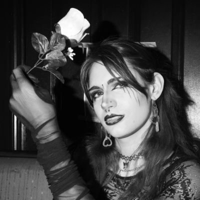 sexyvampkitten's profile picture. 22 | 7k1t5un3 | Nerdy | minors DNI plz 🔞 | death before detransition | Pain is temporary | Bi/Poly
NSFW Account - @sexyvampstella