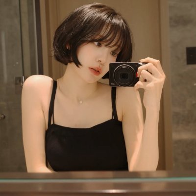 accfent's profile picture. 𝘉𝘶𝘴𝘪𝘯𝘦𝘴𝘴 𝘢𝘤𝘤𝘰𝘶𝘯𝘵  ִֶָ 𓂃⊹ ִֶָ the ocean keeps my secrets better than i do 🌴