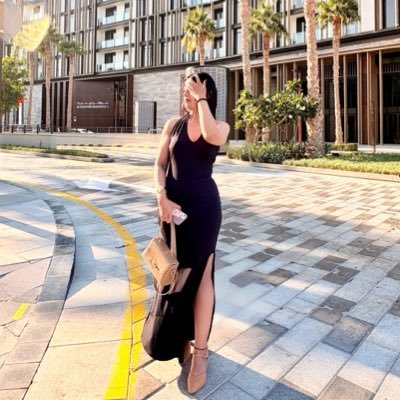 Akanksha_as17's profile picture. Personal Brand Builder @proofofyou_co | KOL | Web3 Growth and Marketoor | @binance square creator | Alpha Trading Insights 👇🏻