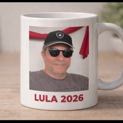 MauricioIraja's profile picture. Botafoguense de Esquerda 🚩 ☆彡