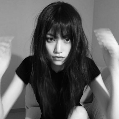 lorellownc's profile picture. We’re all just walking each other home.