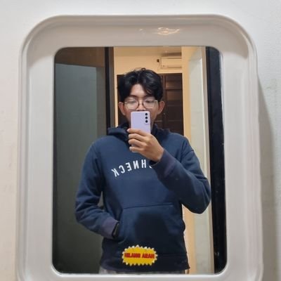 ghlyemji's profile picture. 