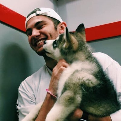 louiewisnyai's profile picture. | Gamer | Gym | Cleveland Sports Fan (Even if it kills me) | 🇮🇹 |