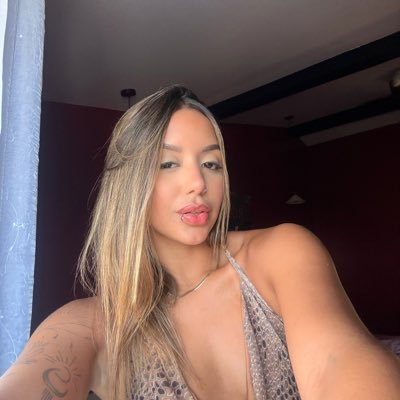 loubaach's profile picture. insta: https://t.co/FnvmvSo4cM